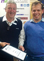 Petrus Klopper (right) thanks Bill Peet after the presentation.